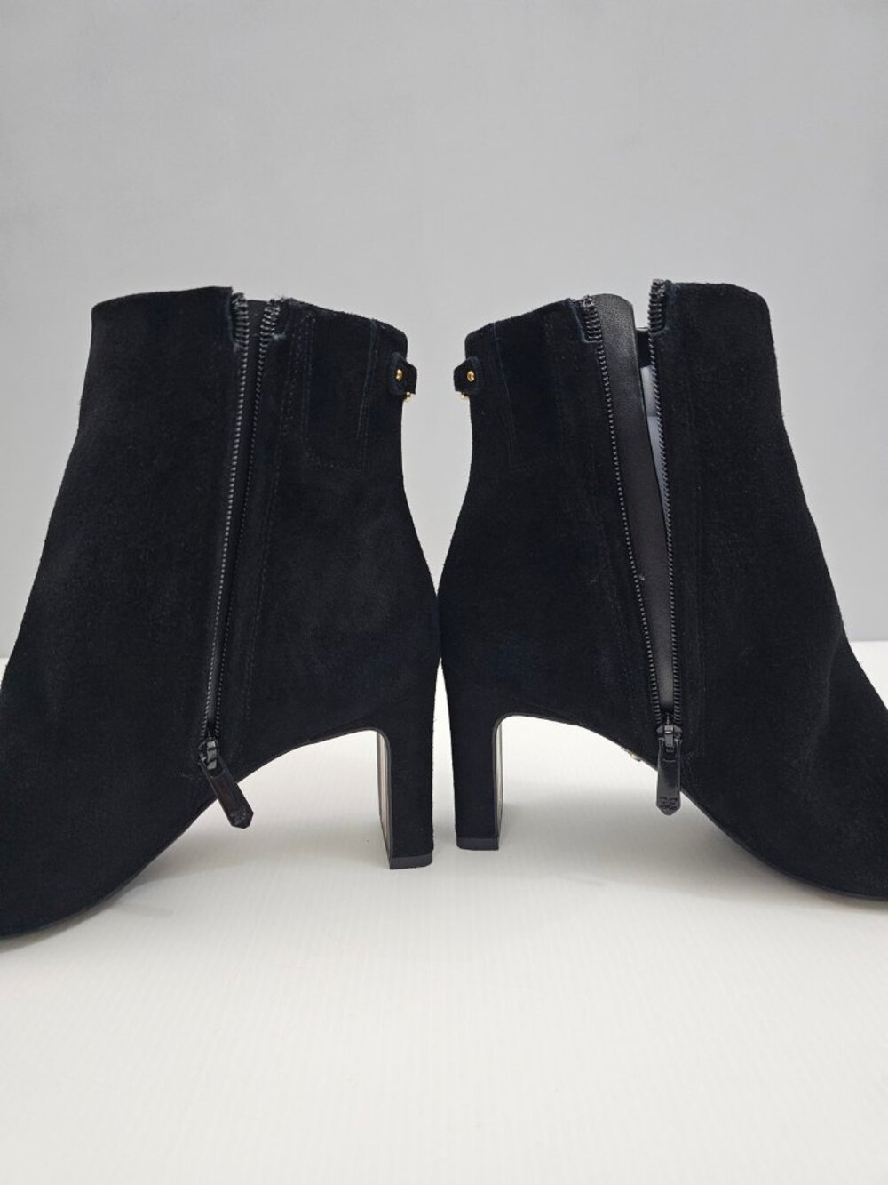 Sam Edelman Saige Ankle Bootie Womens 8 Black Suede Block Heel Pointed Toe - Picture 4 of 16